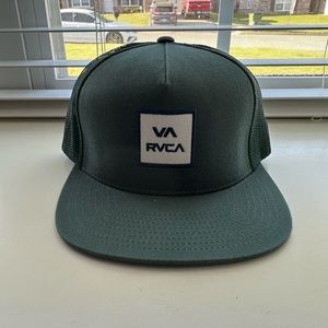 RVCA snap back hat